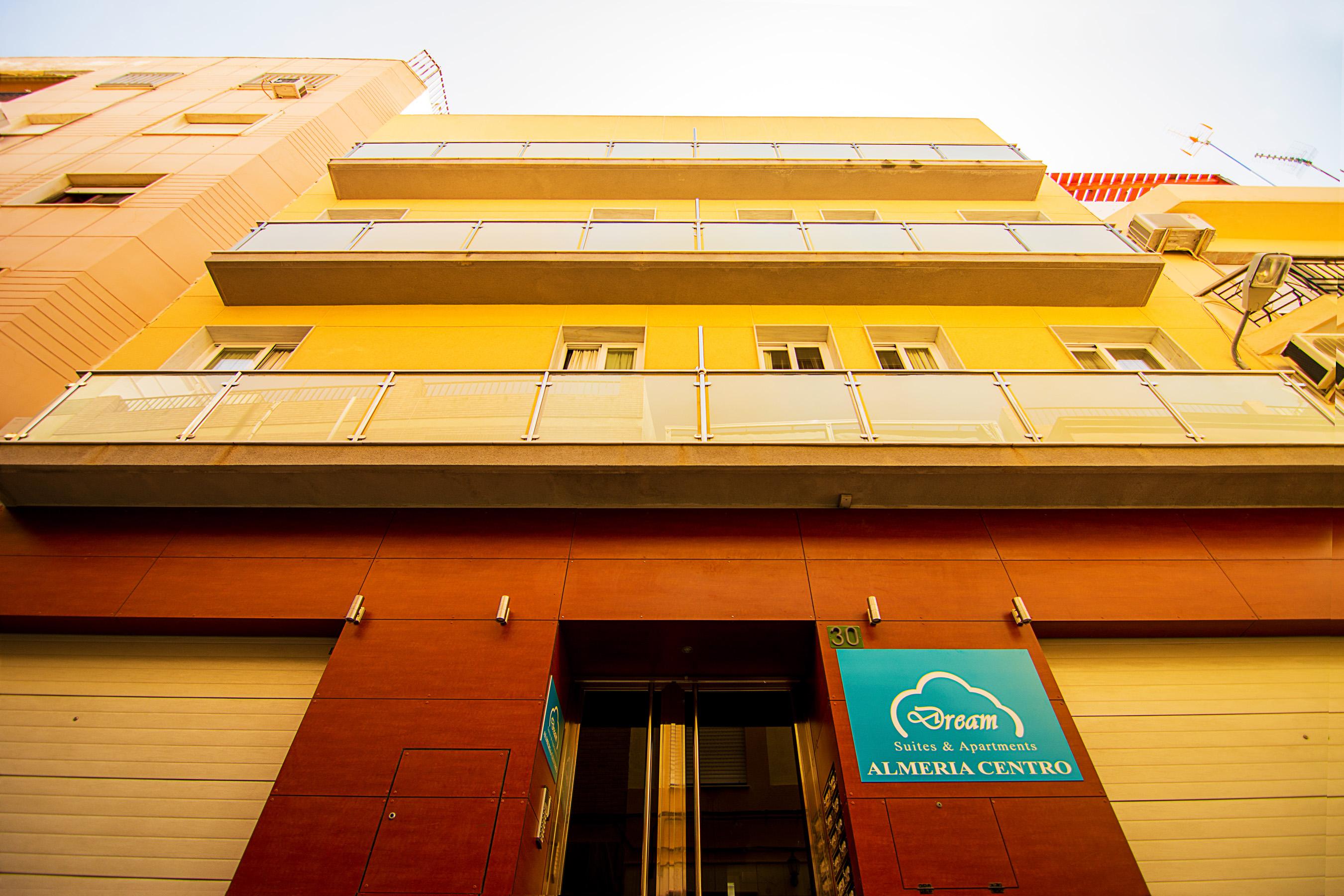Dream Suites And Apartments Almeria Centro Exterior photo