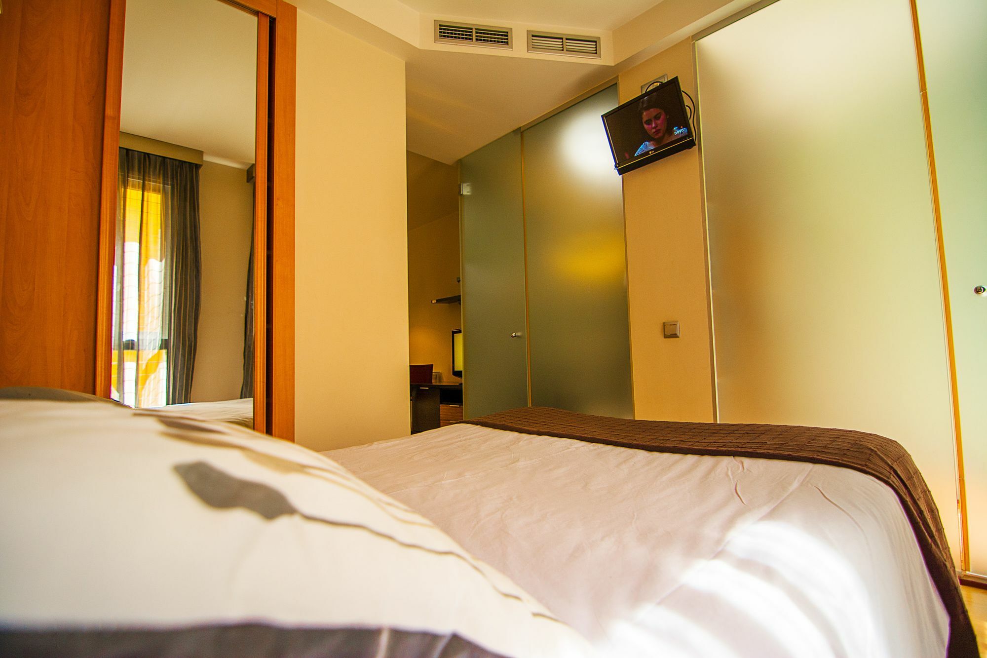 Dream Suites And Apartments Almeria Centro Exterior photo